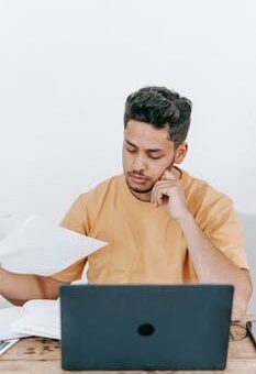 Managing Taxes and Finances for Freelancers